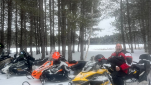 snowmobiling-lodge-on-the-point-1